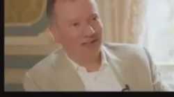 Dr. MARKUS KRALL :Sie sind angestellte