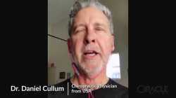 Ärzte auf der ganzen Welt warnen eindringlich davor, den COVID-Impfstoff zu nehmen.