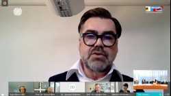 Datenanalyst legt unglaubliche Zahlen zu Impfnebenwirkungen vor! - AfD-Fraktion im Bundestag